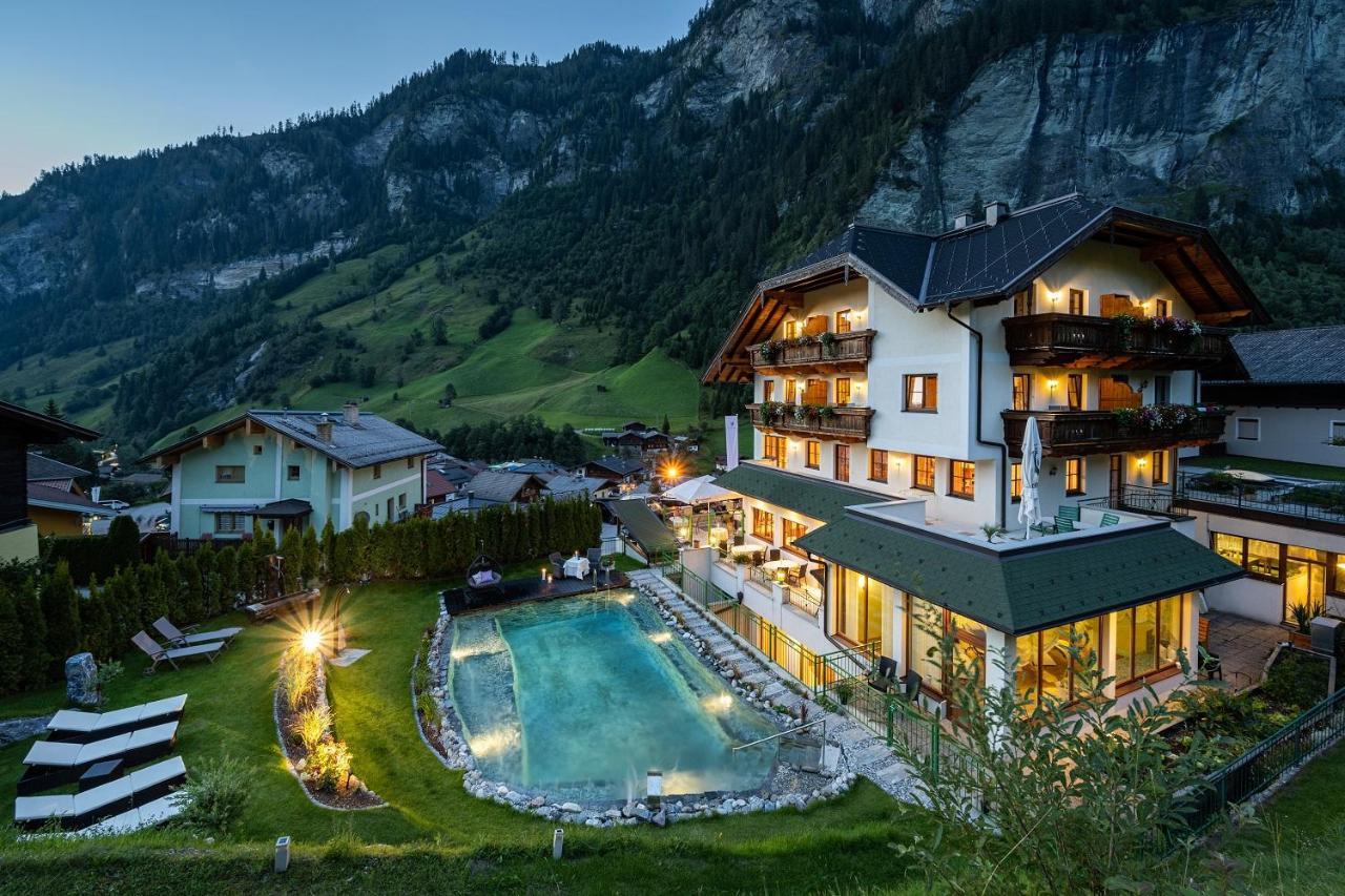 Naturhotel Huettenwirt Im Grossarltal Hüttschlag Eksteriør bilde