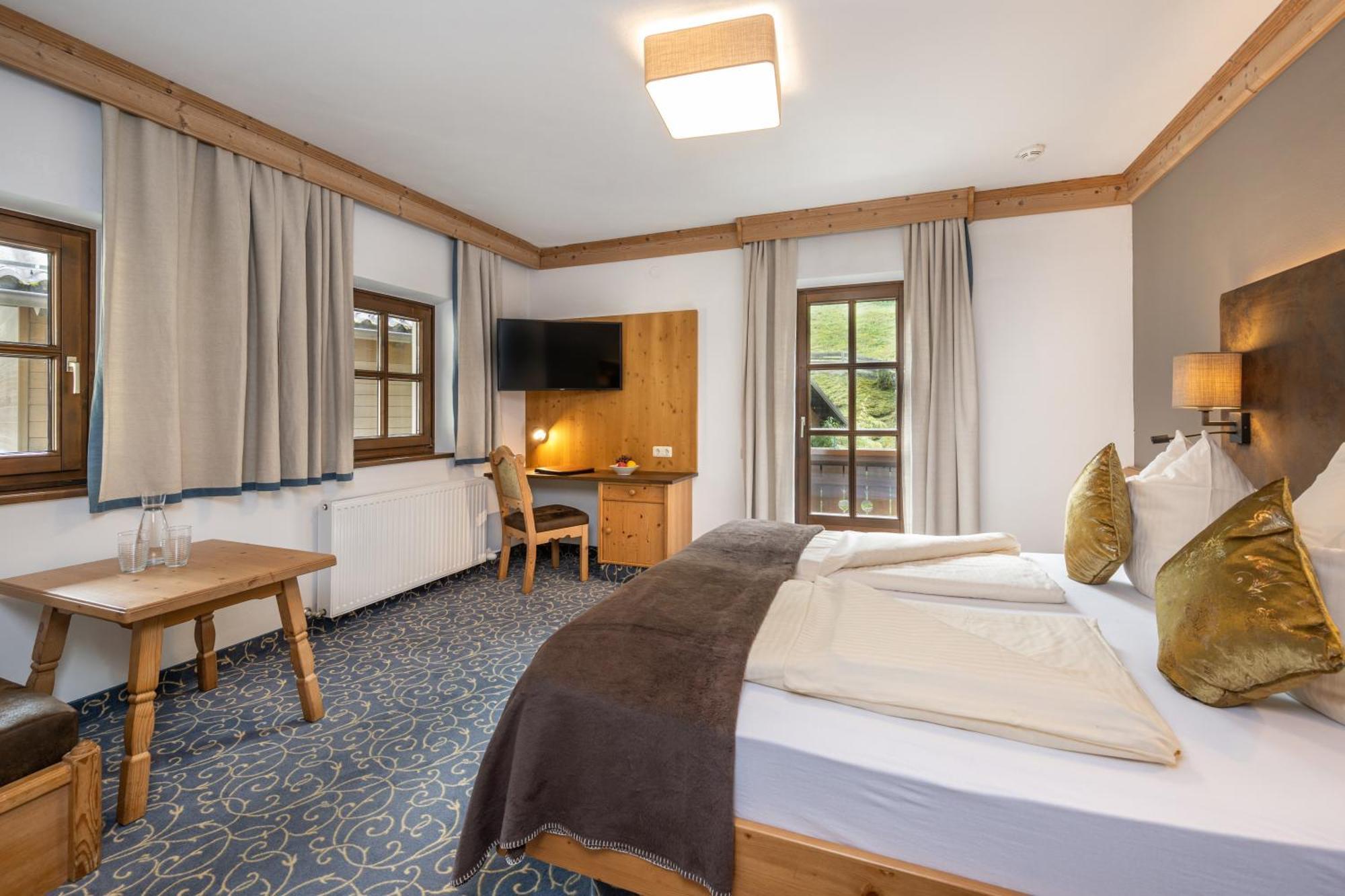 Naturhotel Huettenwirt Im Grossarltal Hüttschlag Eksteriør bilde